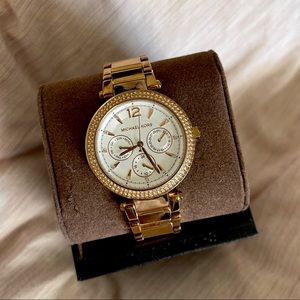 Michael Kors rose gold watch